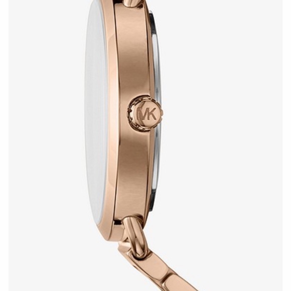 Watch and bangle - Picture 2 of 7